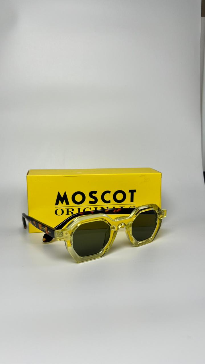 MOSCOT