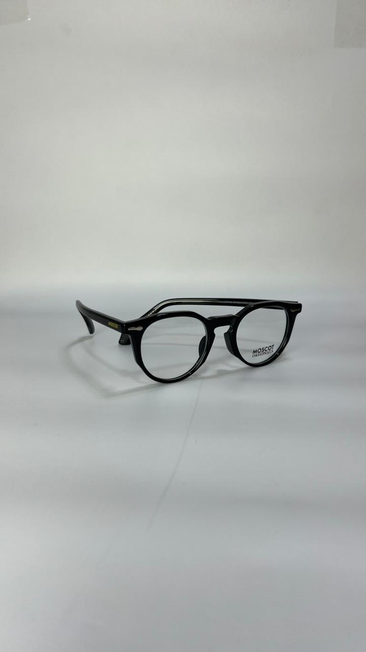 MOSCOT